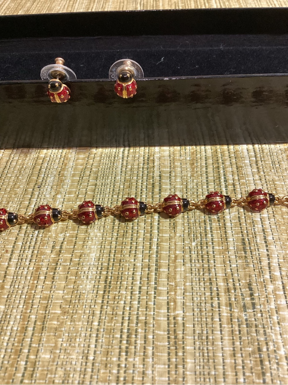 Vintage Joan Rivers Gold-Tone Red Lady Bug Bracelet and Matching Earrings - Picture 2 of 7